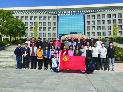 安徽工业大学现“最牛毕业班” 26人考研全达线