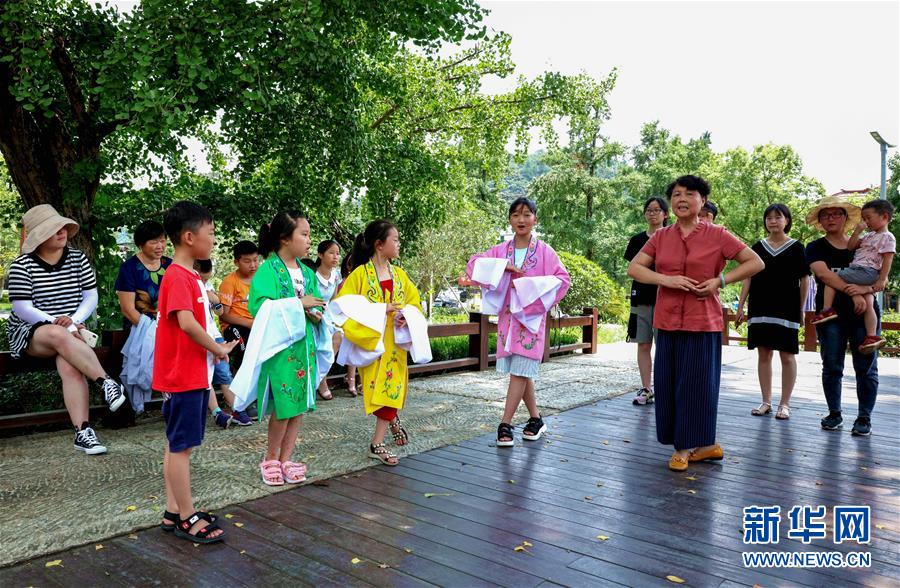 （社会）（1）浙江长兴：“春泥计划”助力农村儿童快乐过暑期
