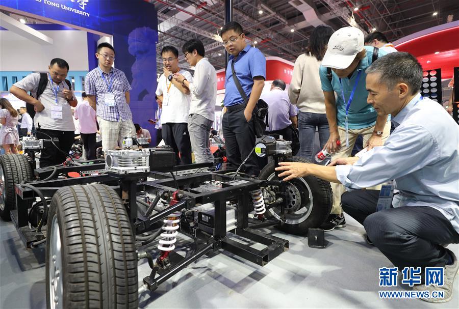 （社會）（5）第21屆中國國際工業博覽會在滬開幕