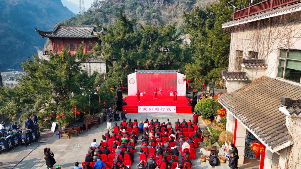 呈贡老人游玩攻略,呈贡老人游玩攻略大全
