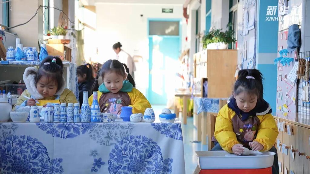 江苏淮安：巧手润童心 萌娃玩转“传统手工技艺”