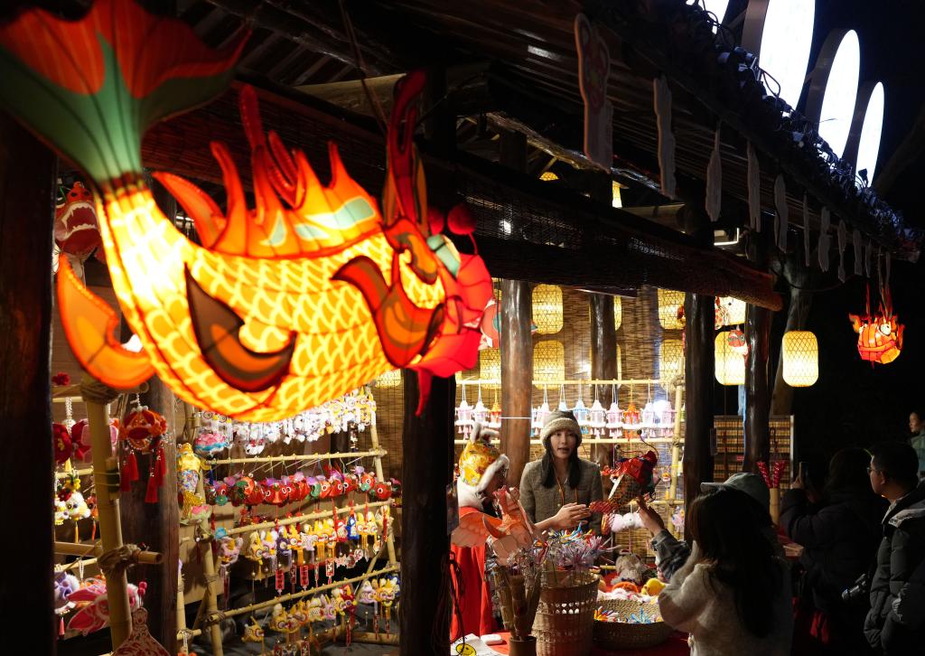 杭州：西溪灯会开启