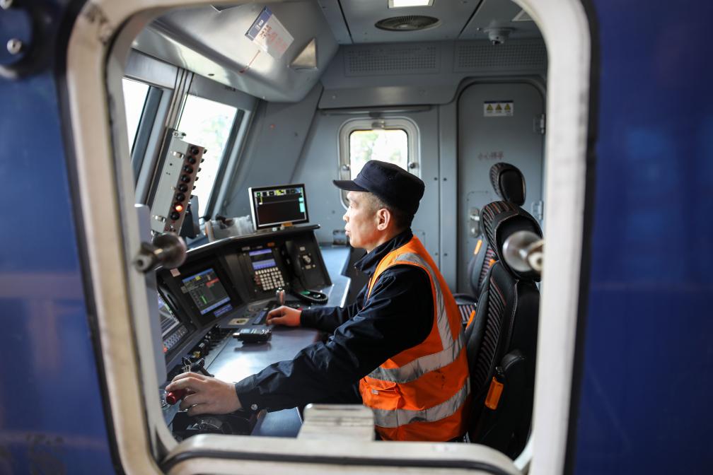 合肥：机车检修整备保春运