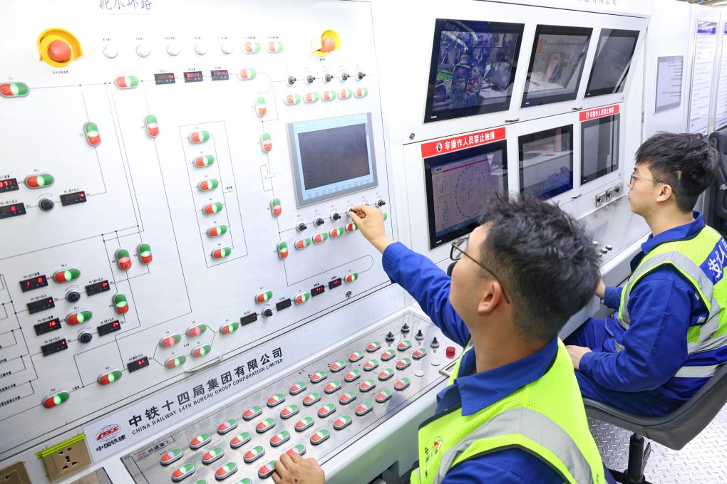 海太长江隧道右线隧道盾构掘进完成过半