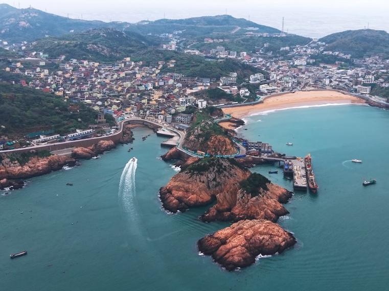 浙江舟山：电缆入地护航“五一”海岛文旅旺季