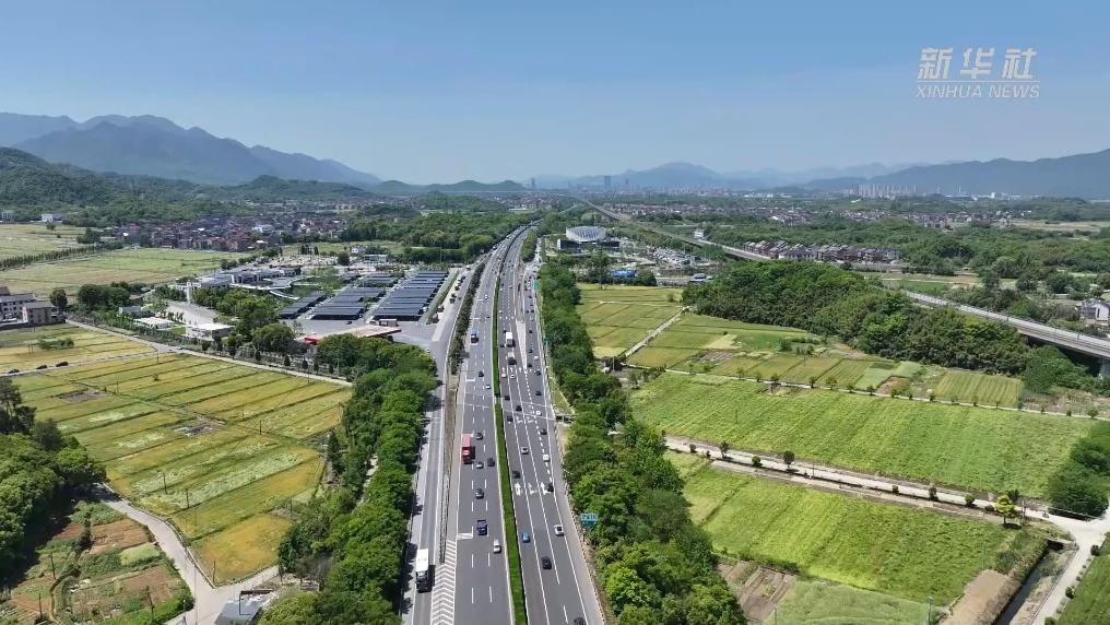 杭州桐庐：交旅融合 高速服务区成热门打卡地