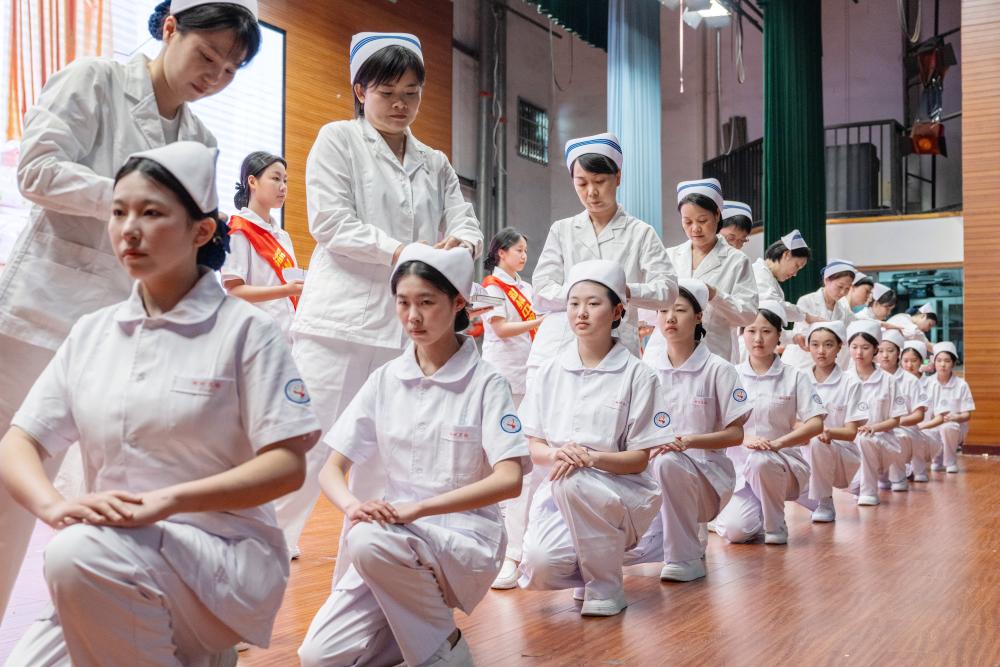 迎接国际护士节