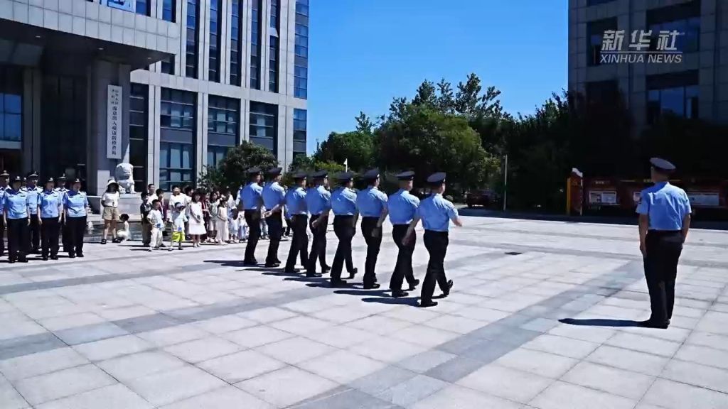 南京边检警营开放日 解锁国门安全常识