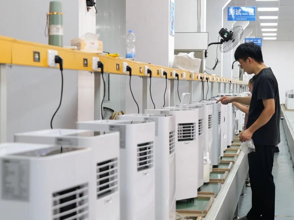 浙江宁波：电力服务入企 护航家电“出海”