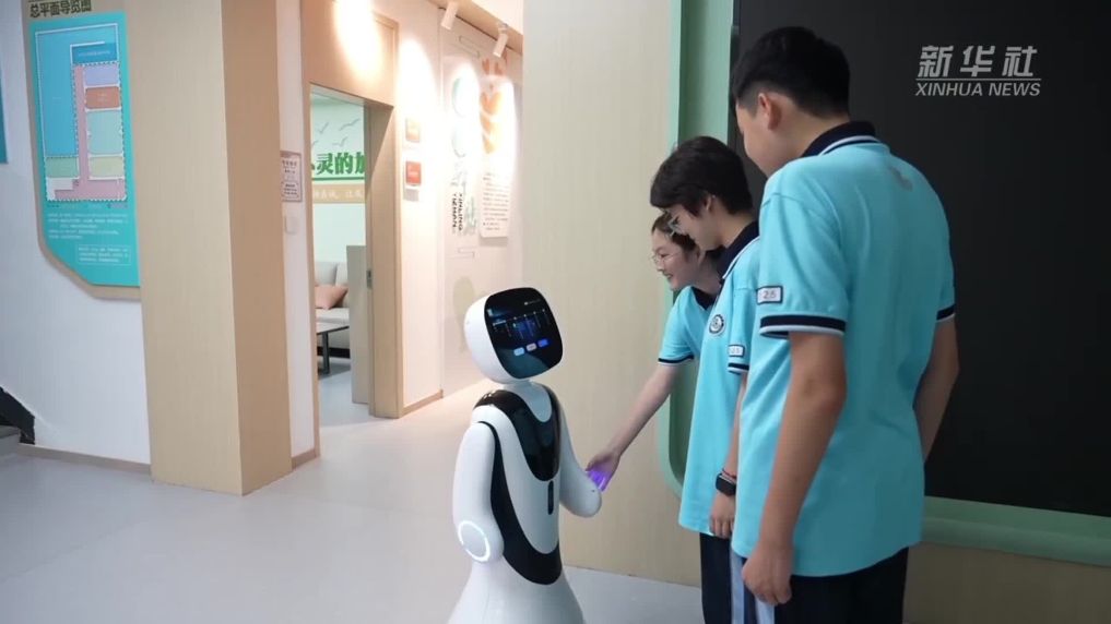 江苏盱眙：开展AI科普活动 点燃青少年科学热情