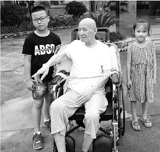 杭州百歲老人有745位，最長壽者是108歲的李景春