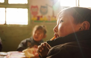 海油發展上海青年志願者赴甘南助學扶貧側記